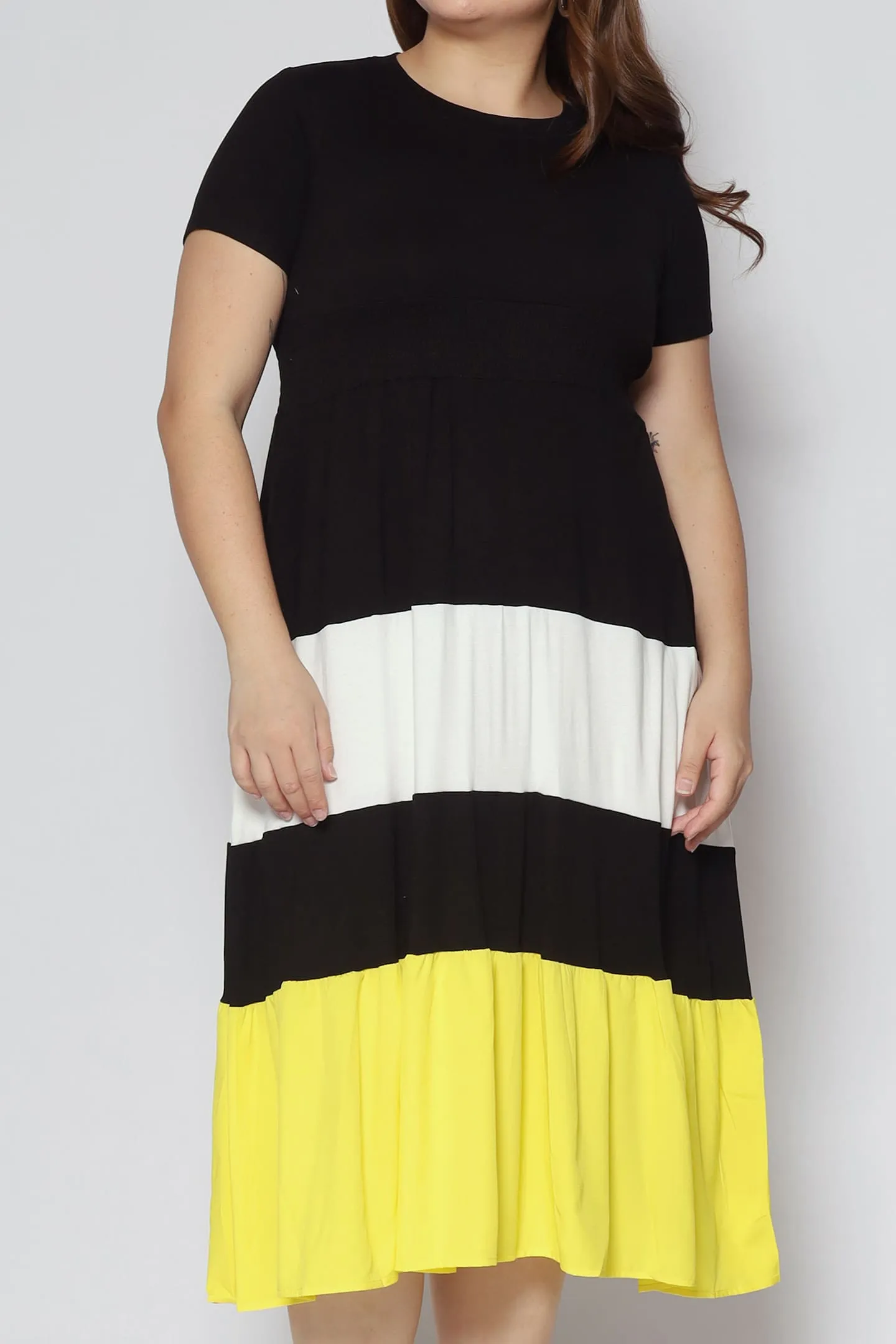 Backorders Sophia Colourblock Dress in Yellow