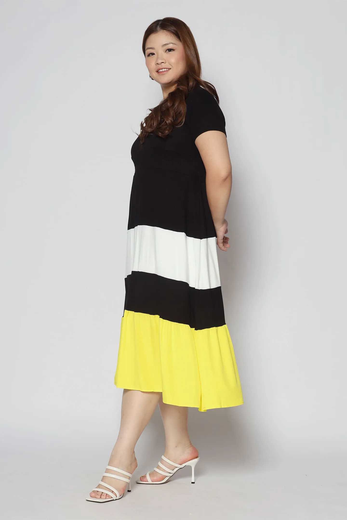 Backorders Sophia Colourblock Dress in Yellow