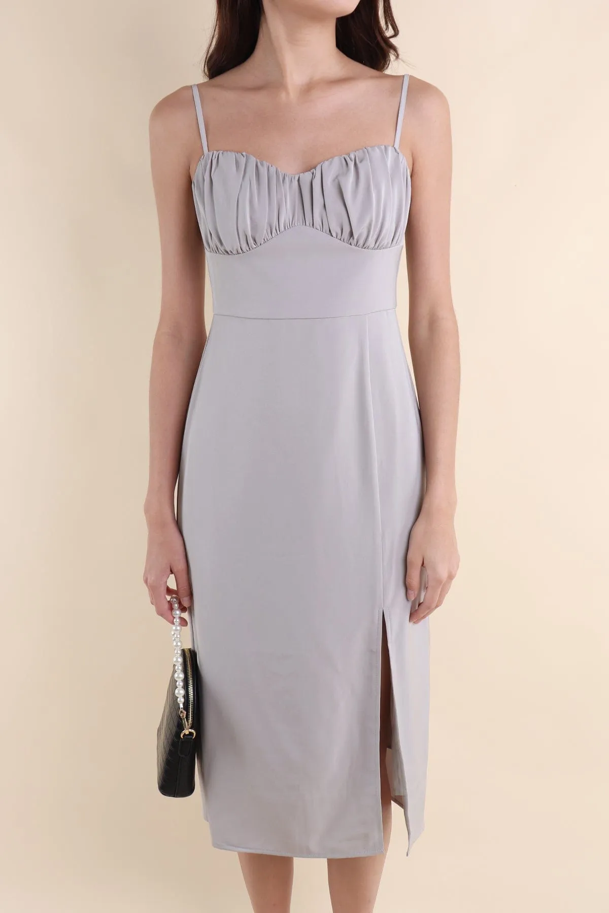 CHEYENNE FITTED MIDI DRESS IN ETOUPE