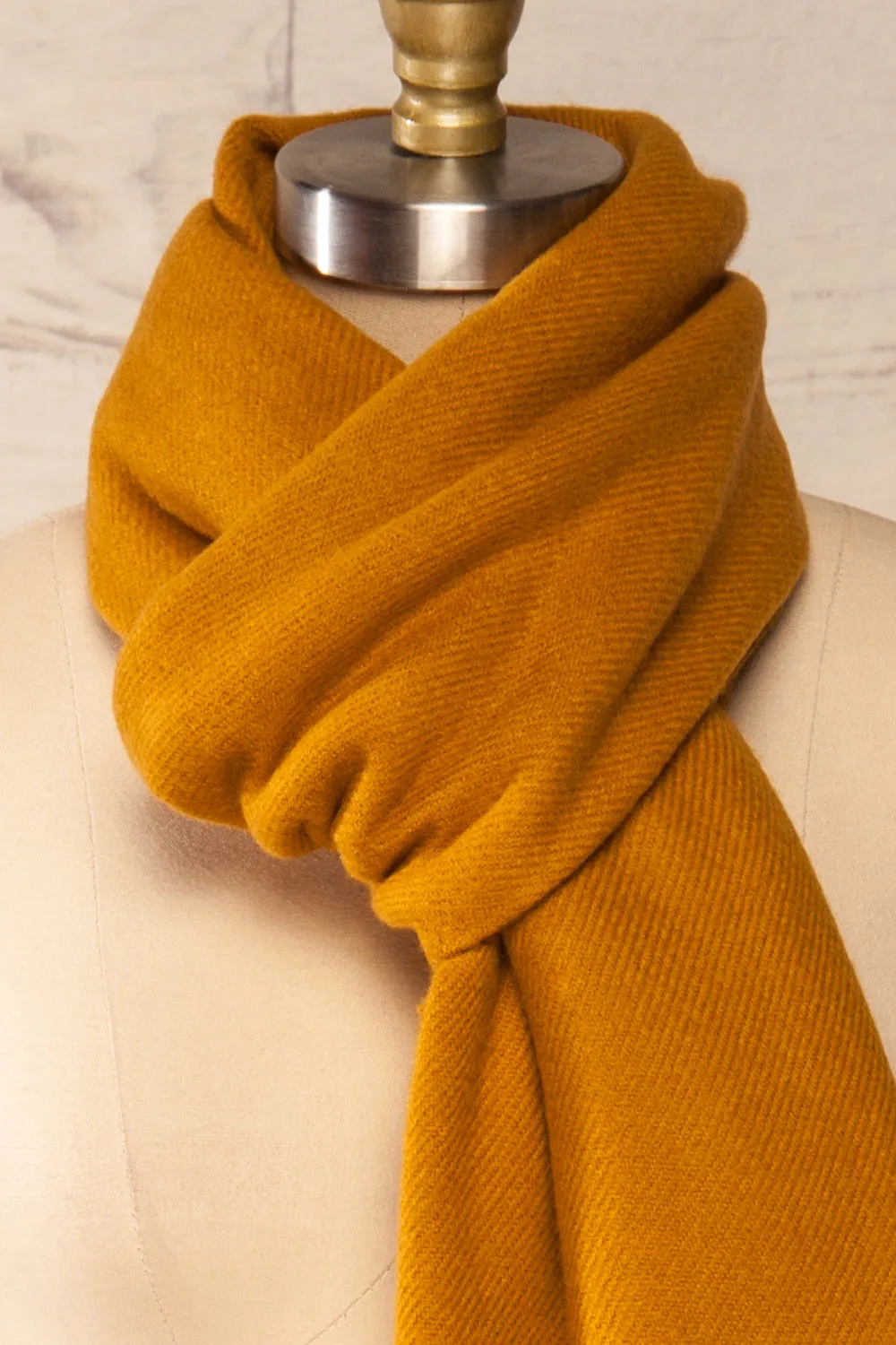 Le Baiser Mustard | Soft Knitted Scarf