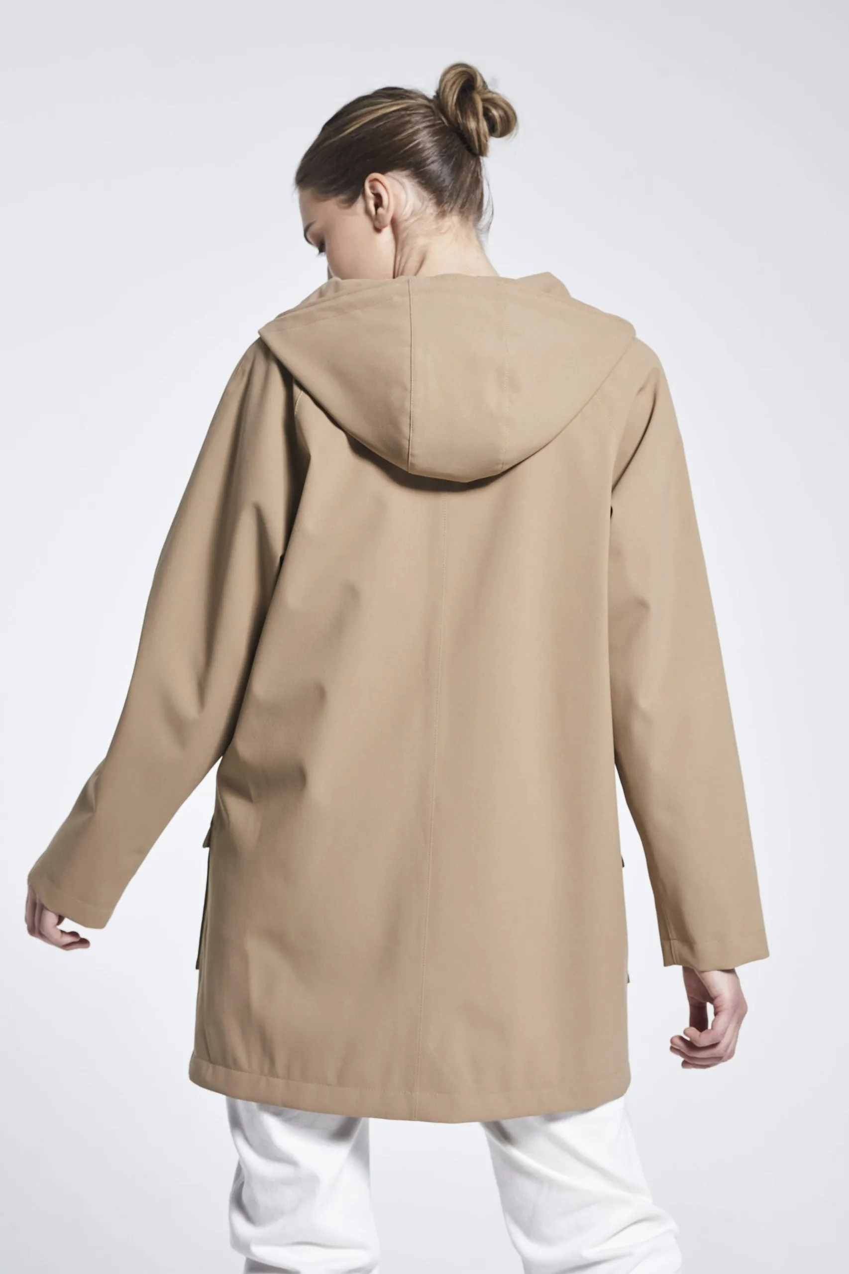 SAND CITY RAINCOAT - recycled materials