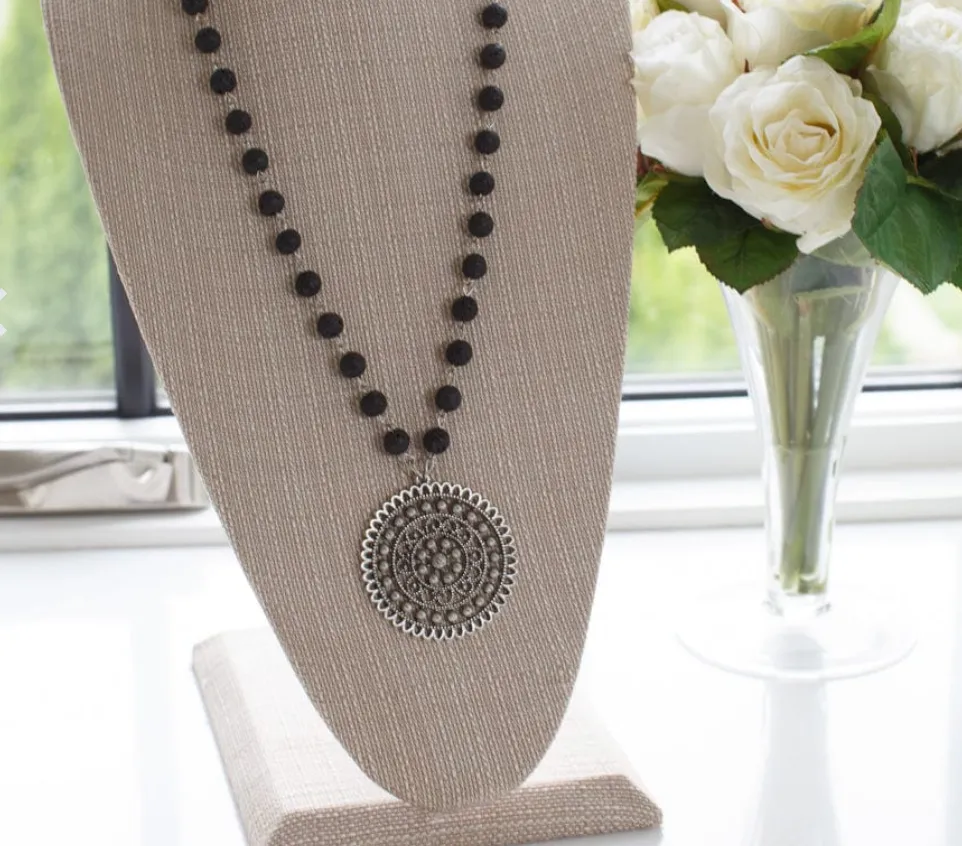 Sorrento Black Stone Pendant Necklace