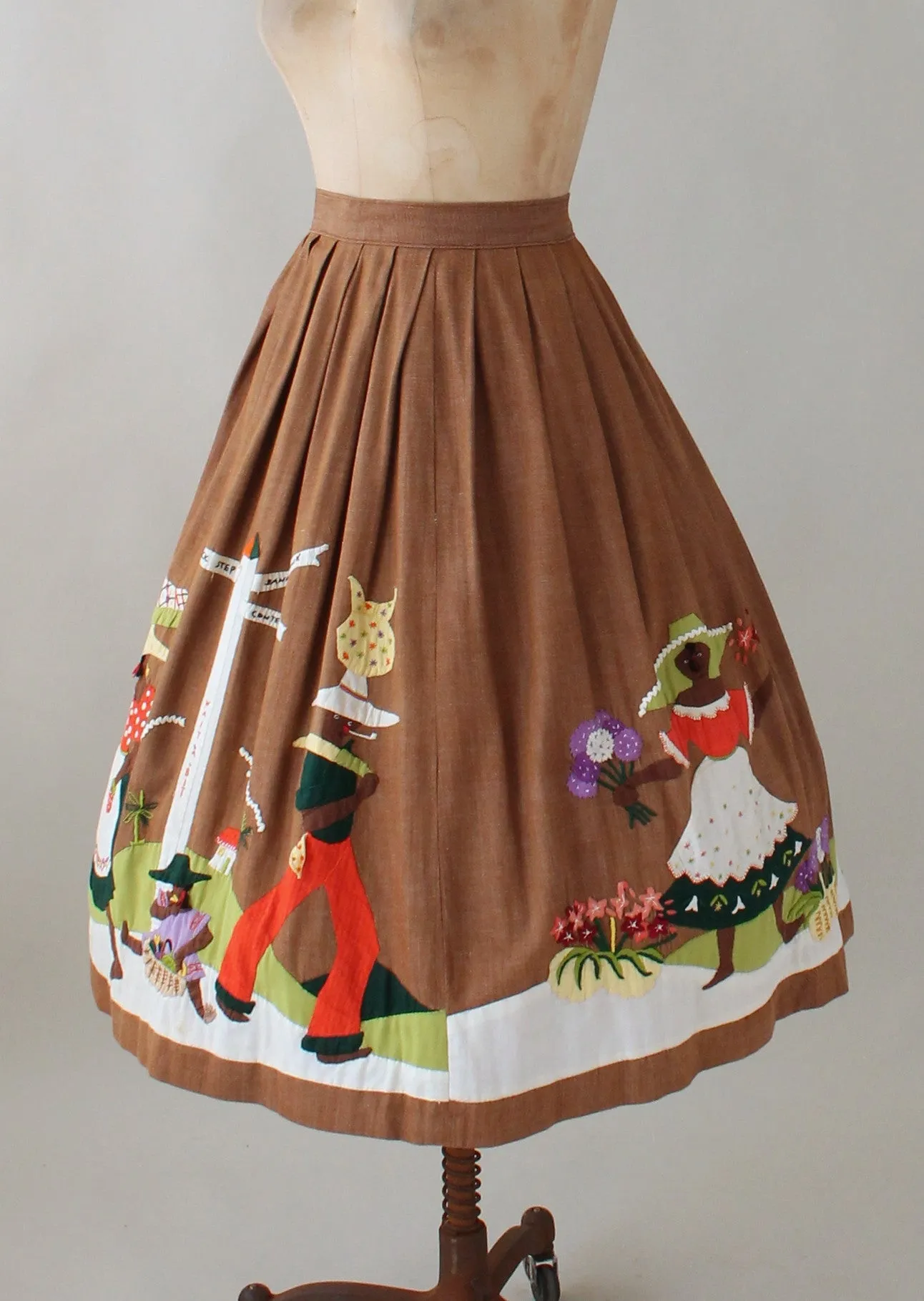 Vintage 1950s Jamaican Novelty Border Souvenir Skirt