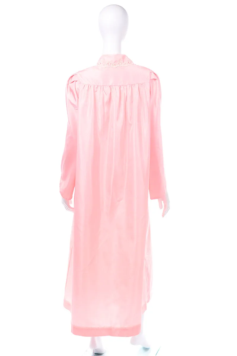 Vintage Chloe Pink Taffeta Hostess Robe With Lace Collar