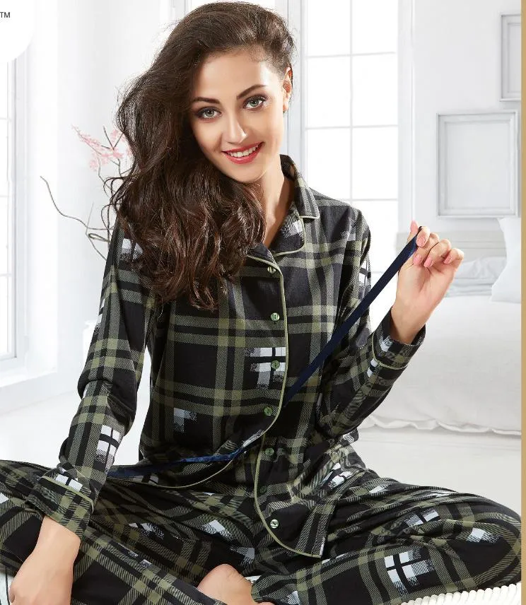 Winter Full Sleeve Green Cotton nightwear set for ladies